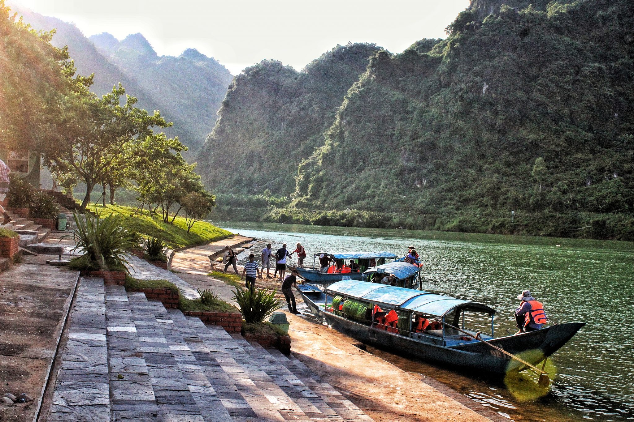 Những địa điểm nổi bật tại Quảng Bình